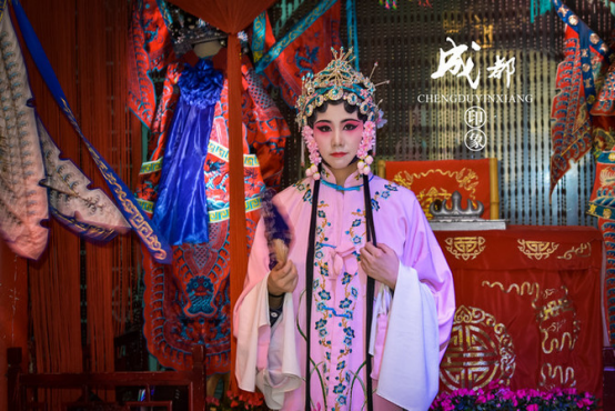Traveling in Shudu | From the Flavors of Chengdu to the Charm of Western Sichuan